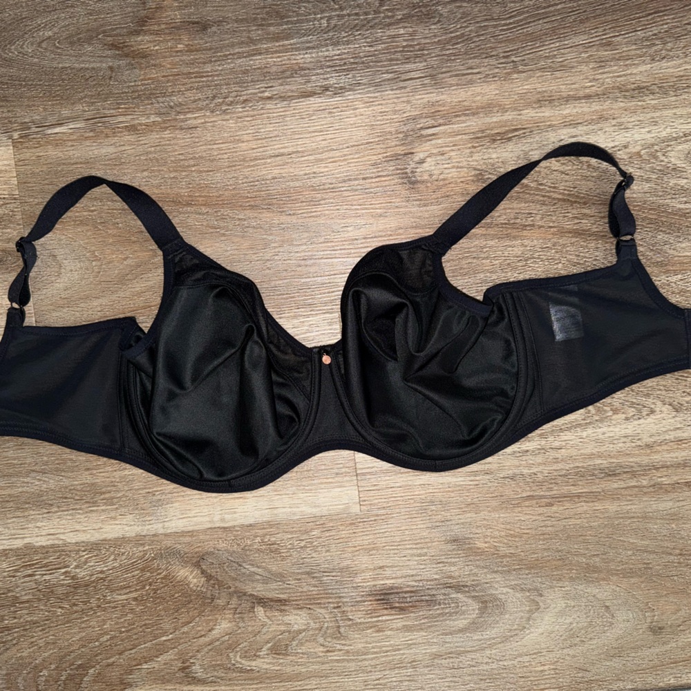 Elomi Black Bra